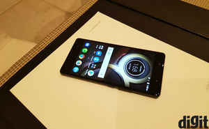 13എംപി മുൻ / പിൻ  ക്യാമെറയിൽ Lenovo K8 Note