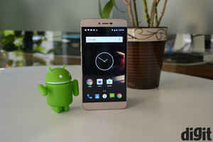 ఈ బెస్ట్ ఫోన్స్ అన్నీ కూడా 15,000 లోపే.