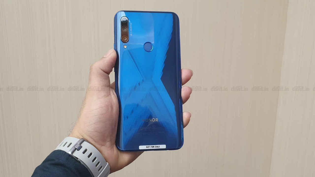 Honor 9X first impressions: Big screen, pop-up camera and Google apps
