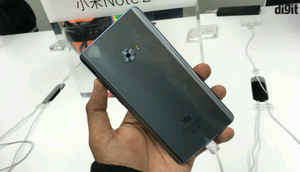 Xiaomi Mi MIX and Mi Note 2: In Pictures