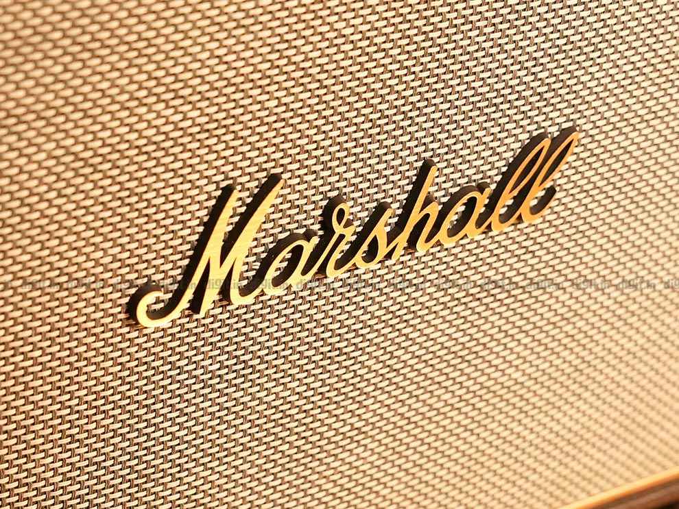 Marshall speaker hi-res stock photography and images - Alamy