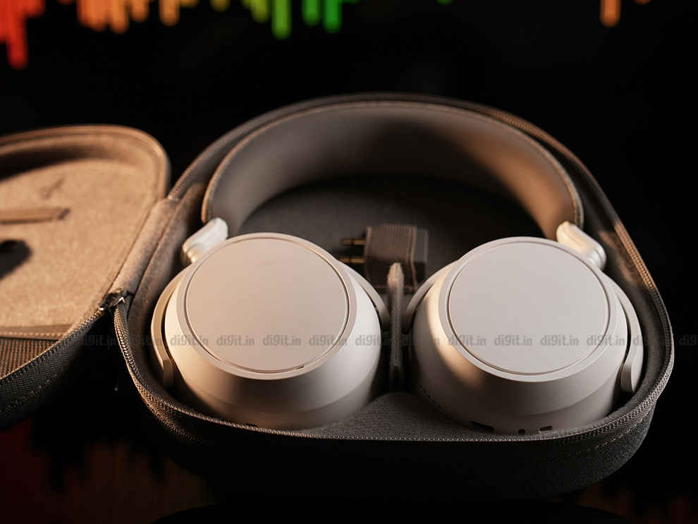 Sennheiser Momentum 4 Wireless Build and Design Review