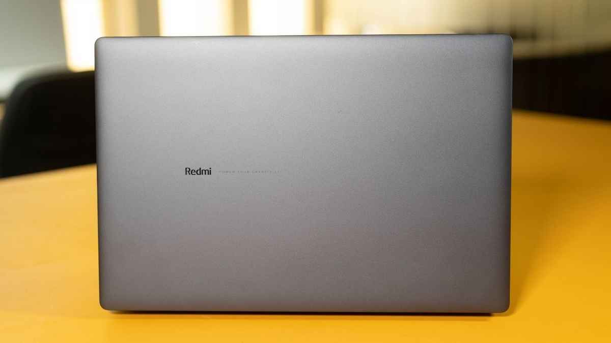 RedmiBook 15 Pro  Review: Fast But Flawed