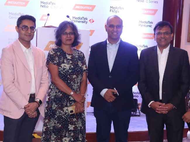 From L to R- Anuj Siddharth (MediaTek), Rituparna Mandal (MediaTek Bangalore), Navnit Nakra (OnePlus India CEO), Anku Jain (MediaTek India) 