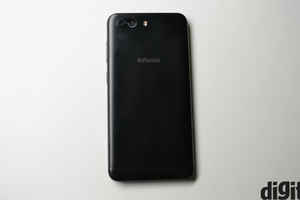 இரட்டை கேமரா உடன் அசத்தும் ஸ்மார்ட்போன்கள்