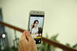 6 ഇഞ്ചിന്റെ ഡിസ്പ്ലേ ,6 ജിബിയുടെ റാംമ്മിൽ പുതിയ ഒപ്പോ