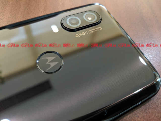 Moto One Vision Dual Camera