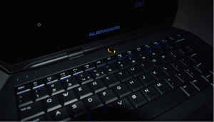 Unboxing Alienware 13 Gaming Laptop