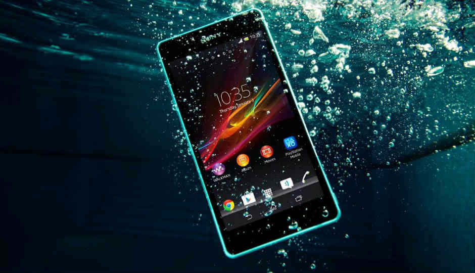 Sony doesn’t want you to use your waterproof phone underwater