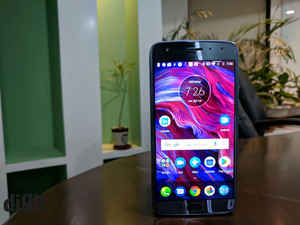 64 GB ইন্টারনাল স্টোরেজ যুক্ত কিছু সেরা স্মার্টফোন