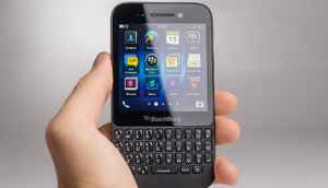 The best compact smartphones that you can buy today