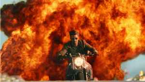 भारत में रिलीज़ के पहले दिन सबसे ज़्यादा कमाई करने वाली फिल्मों में शामिल हैं ये नाम