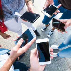 আপনার মোবাইল ফোন হারিয়ে গেল বা চুরি হলে, কীভাবে ফিরে পাবেন? জেনে নিন সহজ পদ্ধতি