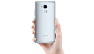 १५,००० च्या किंमतीत येणारे जबरदस्त कॅमेरा स्मार्टफोन्स (जुलै २०१६)