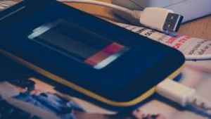 Phone tips: ഒരു പൊട്ടിത്തെറി ഒഴിവാക്കാൻ ചെറുതായെങ്കിലും ശ്രദ്ധിച്ചാൽ മതി!