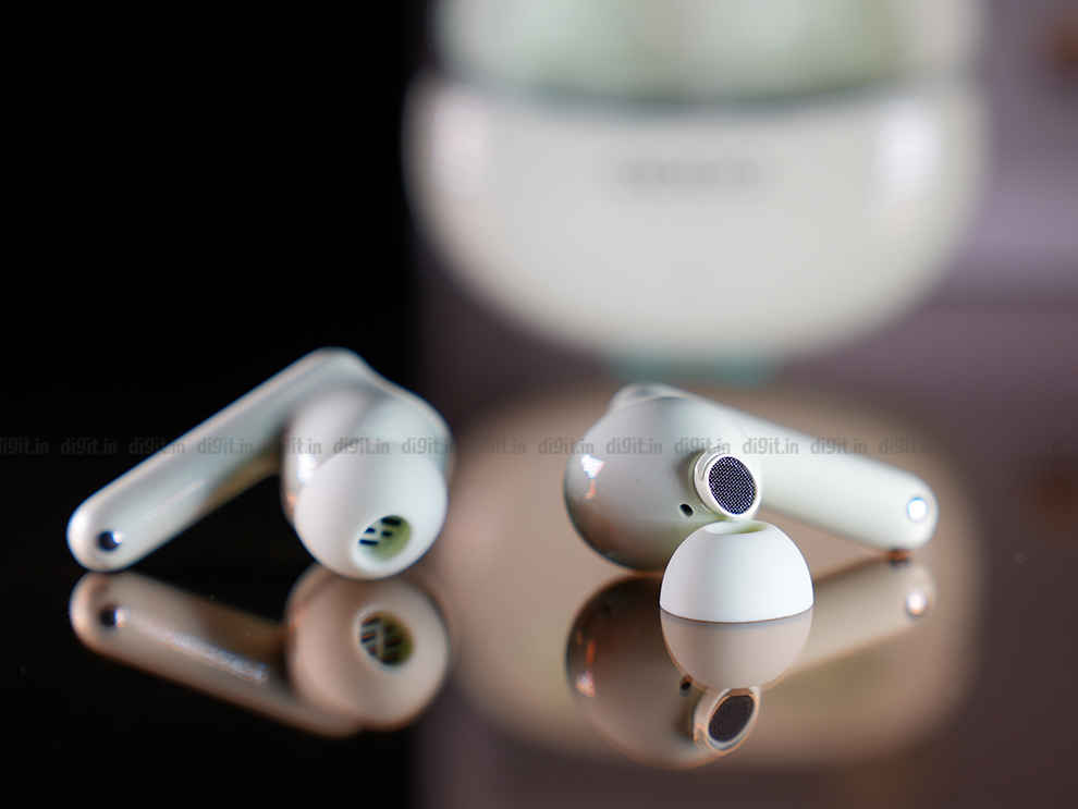 OPPO Enco Air3 Review: Trendy earbuds with punchy bass on a budget