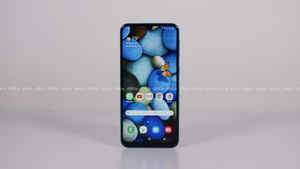 കുറച്ചു സ്മാർട്ട് ഫോണുകളുടെ റേഡിയേഷൻ ലെവൽ നോക്കാം