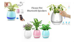 ಪೆಟಿಎಂ ಮಾಲ್ ಹೊಸ ಬ್ರಾಂಡೆಡ್ ಸ್ಮಾರ್ಟ್ಫೋನ್, ದ್ವಿಚಕ್ರ ವಾಹನ, ಬ್ಲೂಟೂತ್ ಸ್ಪೀಕರ್ ಇತರೆ ಎಲೆಕ್ಟ್ರಾನಿಕ್ ವಸ್ತುಗಳ ಮೇಲೆ ಭರ್ಜರಿ ಡಿಸ್ಕೌಂಟಿನೊಂದಿಗೆ ಕ್ಯಾಶ್ ಬ್ಯಾಕನ್ನು ಸಹ ನೀಡುತ್ತಿದೆ.