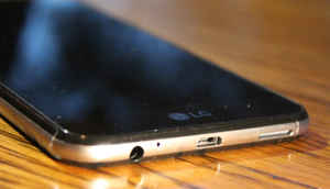 LG X स्क्रीन स्मार्टफोन को जानें इन तस्वीरों में...