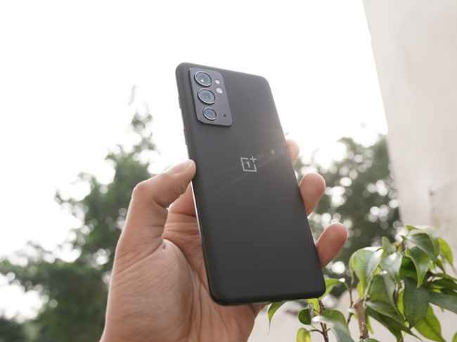 OnePlus 9 vs OnePlus 9 Pro vs OnePlus 9R: Price in India, Specifications  Compared