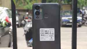 10000 की कीमत में आने वाले टॉप क्लास फोन (फूल लिस्ट)