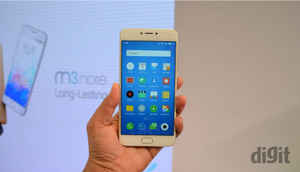 पिछले महीने Rs. 15,000 की कीमत में लॉन्च हुए हैं ये कुछ सबसे शानदार स्मार्टफोंस