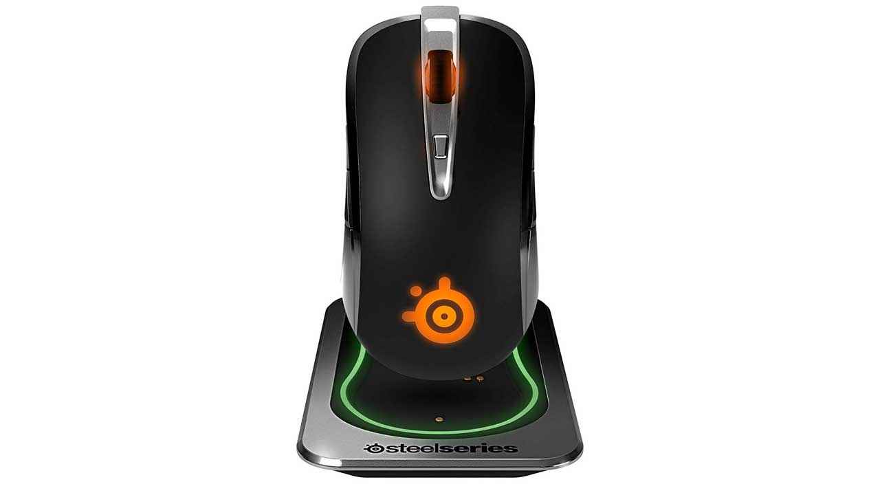 Gaming mice supporting wireless and wired use