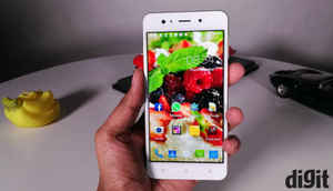 अमेज़न पर आज इन स्मार्टफोंस पर हैं खास ऑफर्स