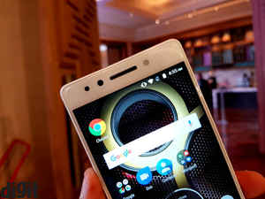 20 వేల లోపే బెస్ట్ ఫీచర్స్ అండ్ పెర్ఫార్మన్స్ గల స్మార్ట్ ఫోన్స్ .