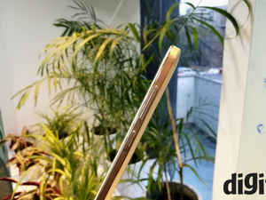 ZTE ब्लेड A2 प्लस स्मार्टफ़ोन भारत में लॉन्च, कीमत Rs. 11,999