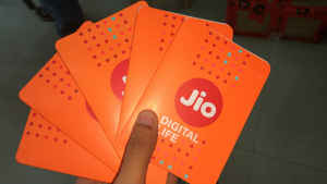 Reliance Jio के नए प्लान्स, कीमत बढ़ने का क्या हुआ असर...
