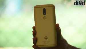 Moto M First Look