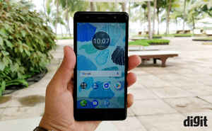 ಇವೇಲ್ಲಾ 4GB ಯಾ RAM, 5 ಇಂಚಿನ ಡಿಸ್ಪ್ಲೇ ಮತ್ತು 4000mAh ಬ್ಯಾಟರಿಯೊಂದಿರುವ ಸ್ಮಾರ್ಟ್ಫೋನ್ಗಳು.