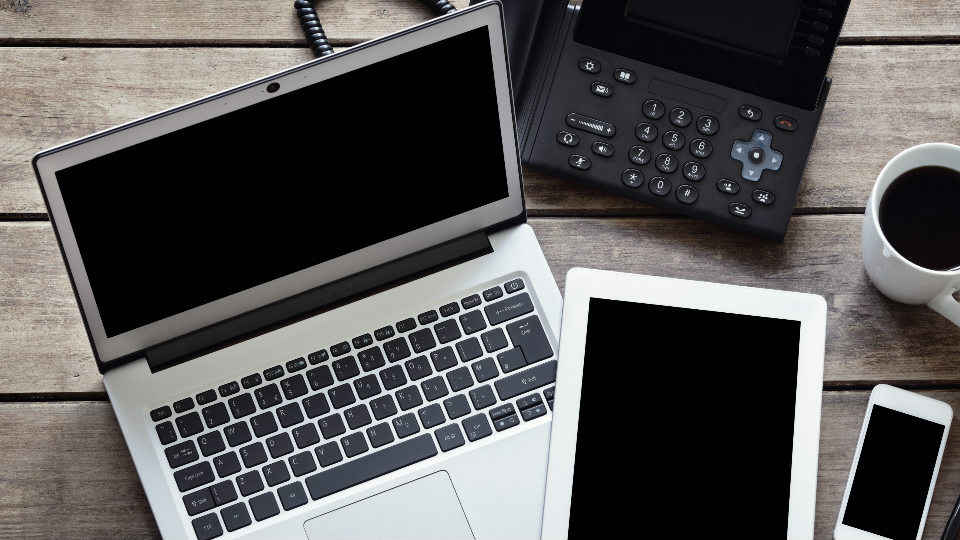 PAYTM BEST DEALS: इन लैपटॉप पर लाजवाब डील्स, 45% तक की छूट, कैशबैक ऑफर जारी