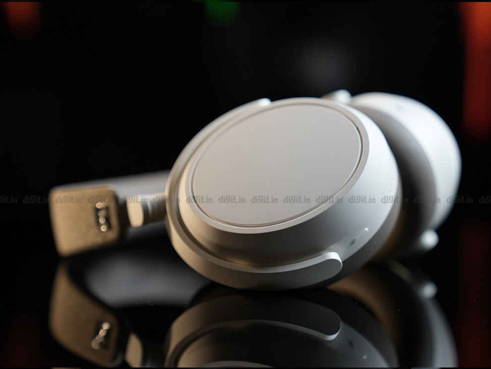 Sennheiser Momentum 4 Wireless Build and Design Review