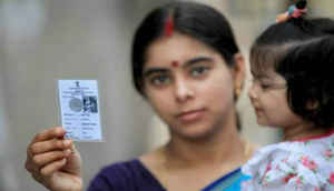 ఇంటి వద్దకే కలర్ ఓటర్ కార్డు: మీ పాత ఓటర్ కార్డును కూడా మార్చుకోవచ్చు.