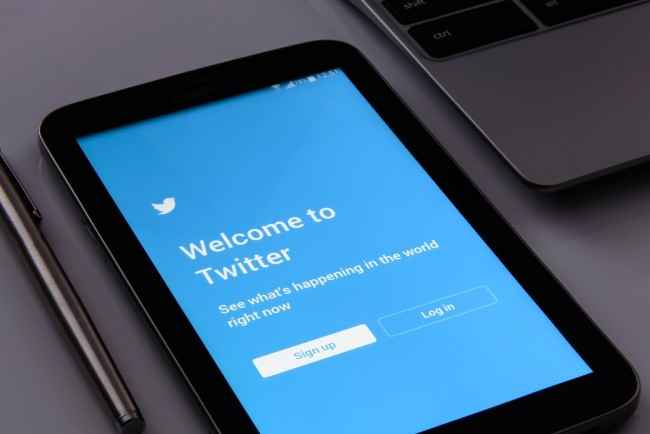 Twitter will let you remove followers without blocking them