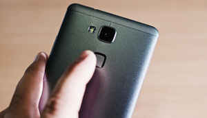 మీ ఫోన్లో ఫింగర్ ప్రింట్ స్కానర్ ఉందా? దానితో అదనపు ఫీచర్స్/ఫంక్షన్స్ పొందండిలా