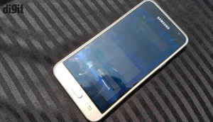 Samsung Galaxy J3: In pictures