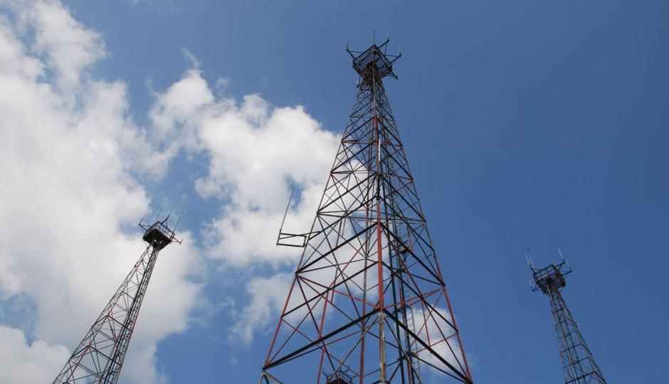 3G Auction: Govt fixes reserve price at Rs. 3,705 cr per MHz