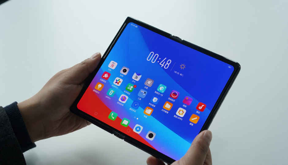 Oppo shows off its foldable phone through Weibo post