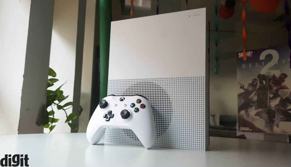 ‘Xbox One X’ కన్సోల్ లాంచ్, ధర Rs 44,990