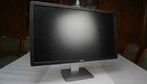 Dell UltraSharp UP3214Q UHD 32-inch Monitor