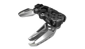 Mad Catz L.Y.N.X 9: The coolest game controller you'll see today