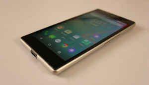 यू यूफ़ोरिया का फर्स्ट लुक