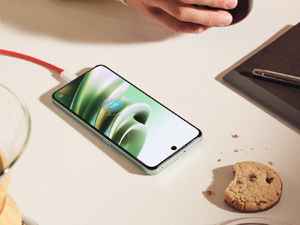 हाल ही में लॉन्च हो गए हैं OnePlus, Xiaomi और realme के ये दमदार स्मार्टफोन