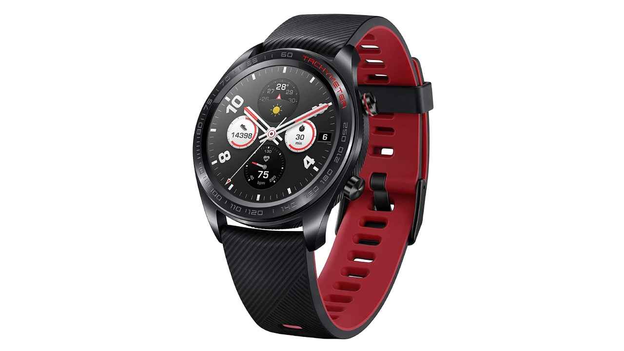Comfortable and lightweight smartwatches