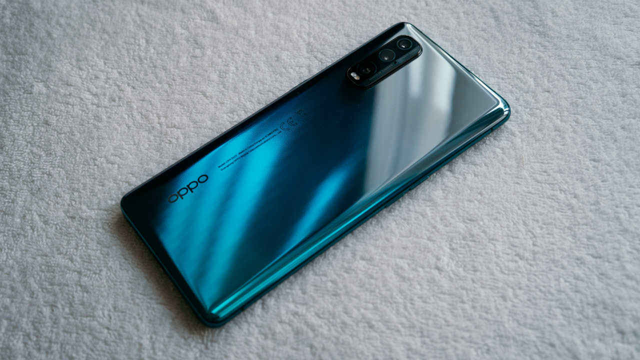 The OPPO Find X2 guarantees one of the best viewing experiences on a smartphone