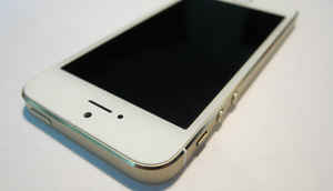 स्मार्टफोन पर की जाने वाली ये गलतियाँ पड़ सकती हैं भारी, क्या आप भी तो यूज़ नहीं करते ऐसे अपना फोन