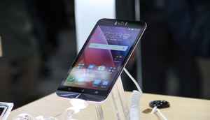 Asus Zenfone 2 and Zenfone Selfie: In Pictures